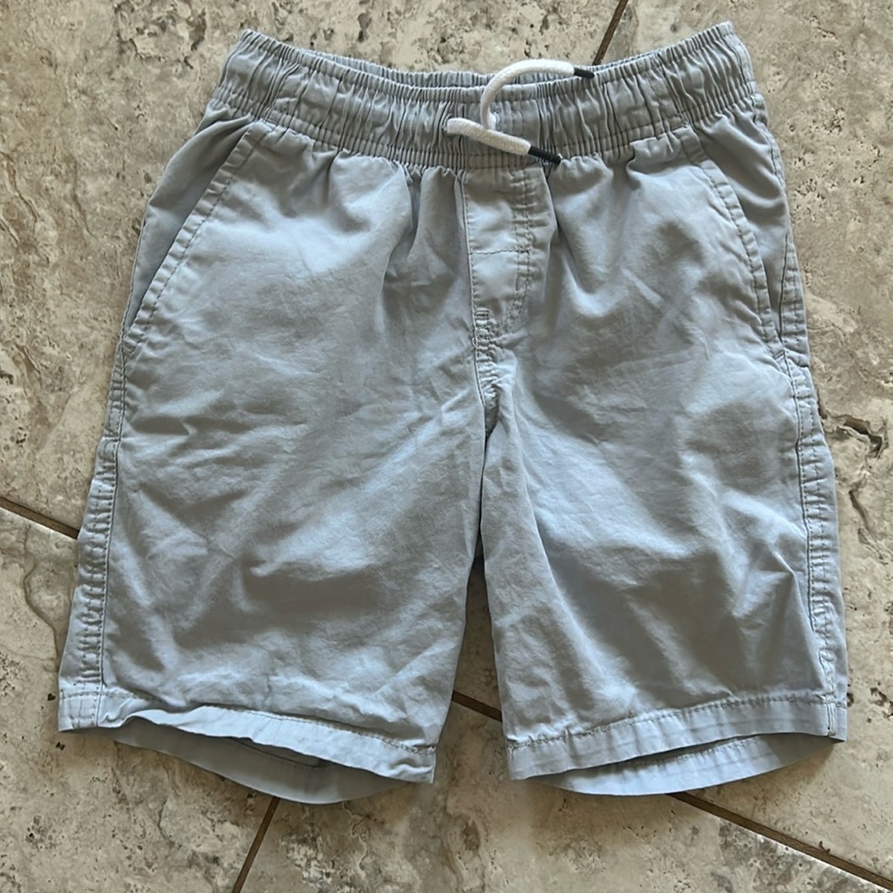 Boys size S 6/7 Cat & Jack gorgeous gray shorts - purchased 1-2 sizes too small